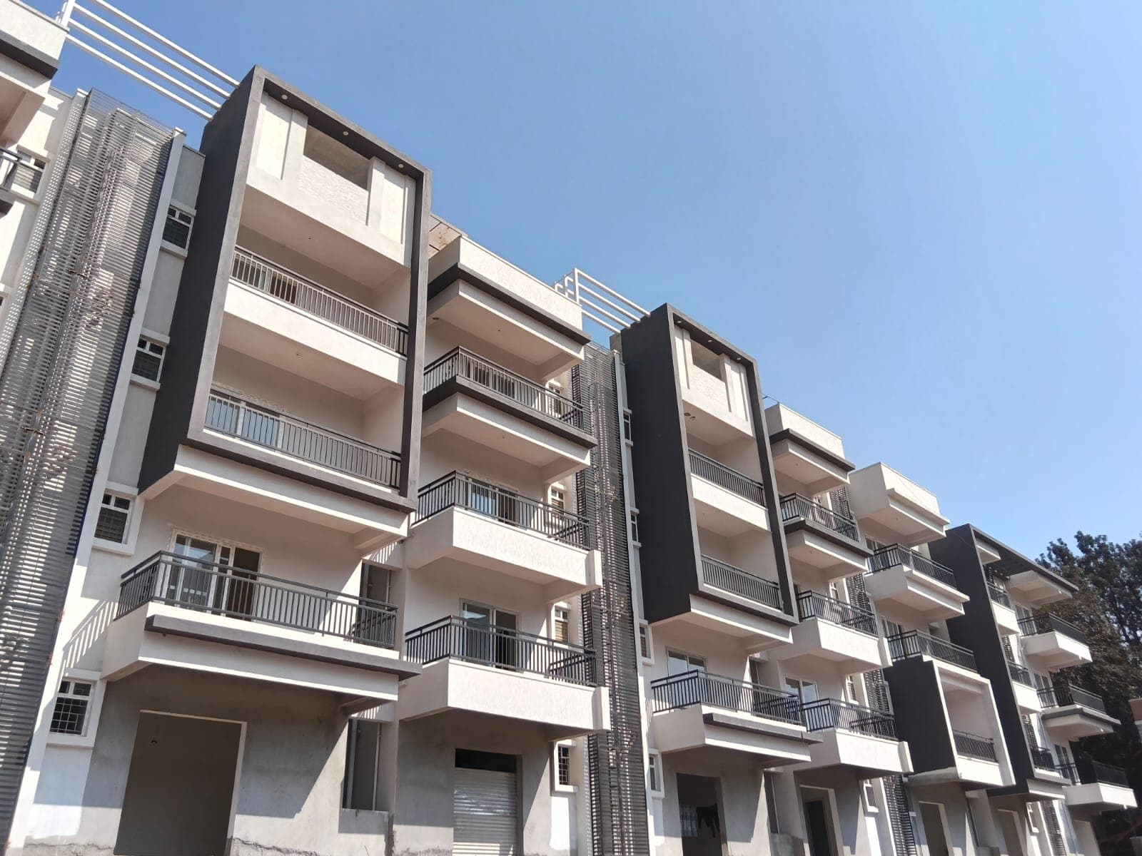 Ready-to-Move in Luxury Flats For Sale in K Narayanpura